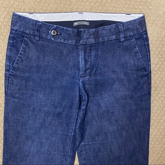 Gap Dark Denim Tab-Front Straight Fit, Flared Leg Jean/Pant - Picture 4 of 6